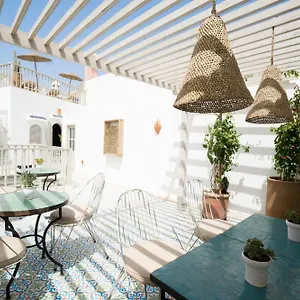 riad-layel-dessaouira.essaouirahotels.net/